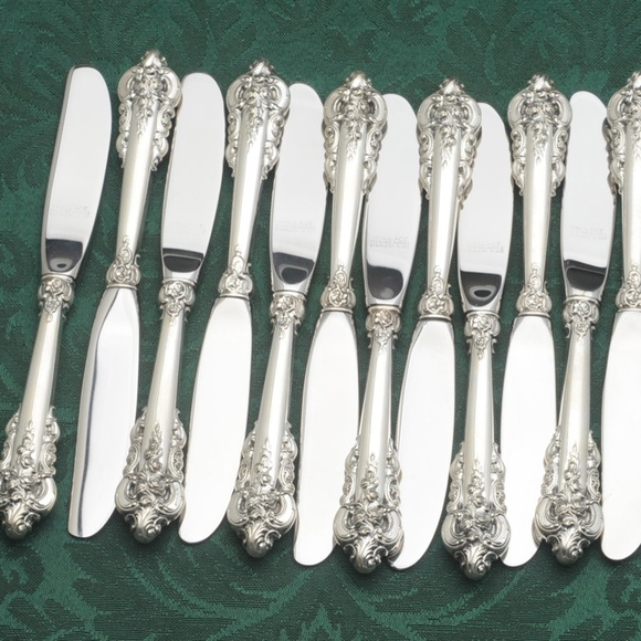 Wallace Grande Baroque Sterling 79 Piece Set - Picture 8 of 8